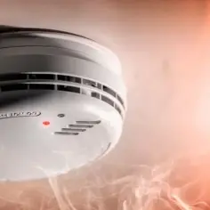 Jaki czujnik do łazienki z Junkersem zapewni maksymalne bezpieczeństwo?