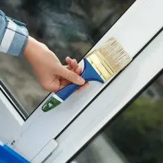 Czy można malować okna PCV? Kluczowe techniki i porady, które musisz znać